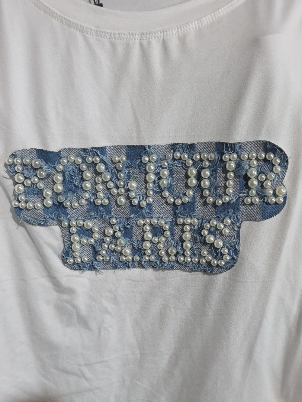 NWOT "BONJOUR PARIS" PEARL STUDDED TEE